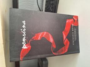Pomrčina - Stephenie Meyer