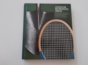 Tereni za rekreaciju na otvorenom na engleskom