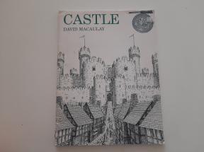 Dvorac na engleskom jeziku