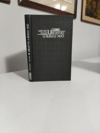 UBOJSTVO U BIJELOJ KUCI