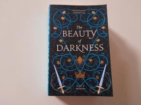 Lepota tame na engleskom jeziku